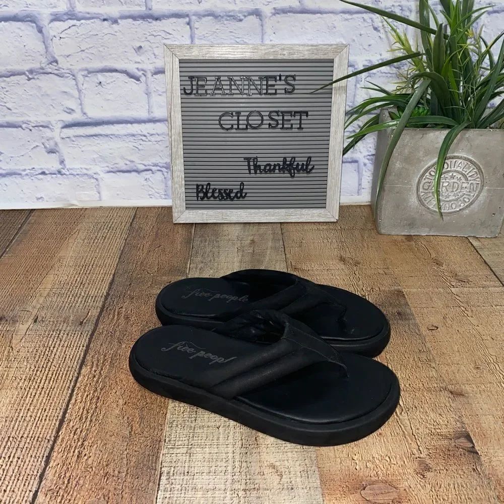 Free People Wonderland Flip Flop